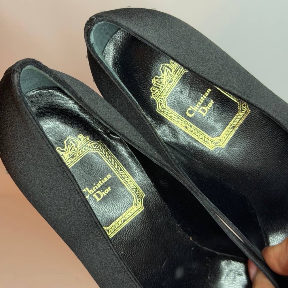 Christian Dior Black Sateen Heels Pumps Size 35.5 - Picture 3 of 10